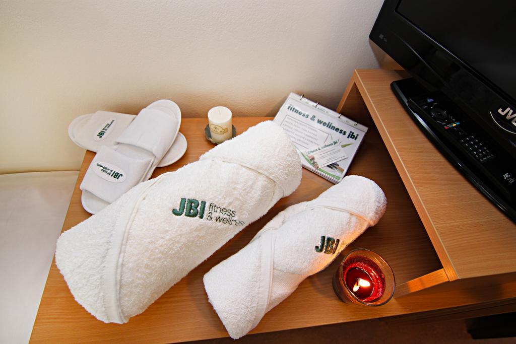 Jbi Wellness Hotel Kolín Quarto foto